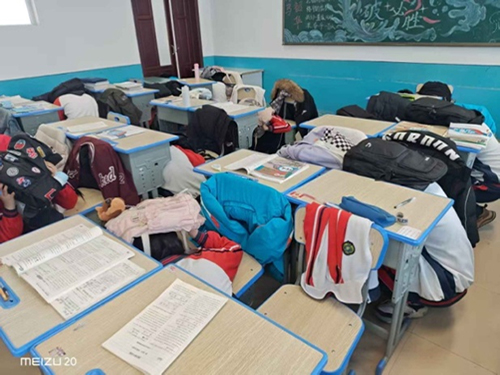 以练筑防 安全护航——黑龙江省穆棱市马桥河中学开展地震应急演练活动