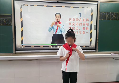 你好，少先队——黑龙江省穆棱市民主小学开展入队前“六知 六会 一做”主题班会
