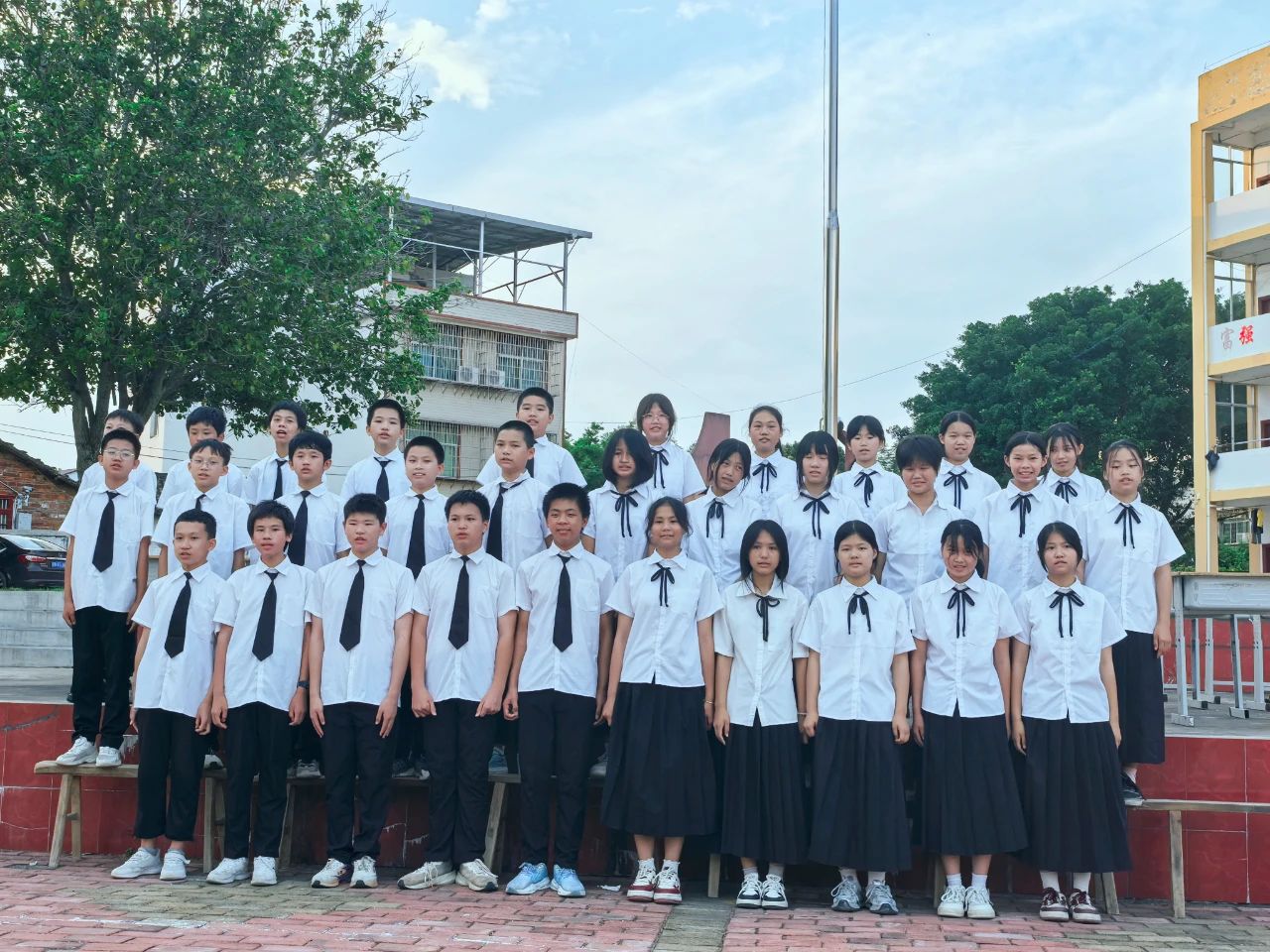 江西省赣州市于都县大塘初中关工委：举办“校园歌声飘”班级合唱展演活动