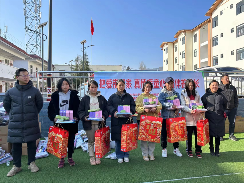 1707188961460962.jpg 1846746710.jpg