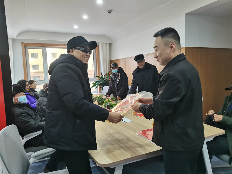 1707277643451036.jpg 元宝山区西城街道御龙湾社区关工委新春茶话会照片2_副本.jpg