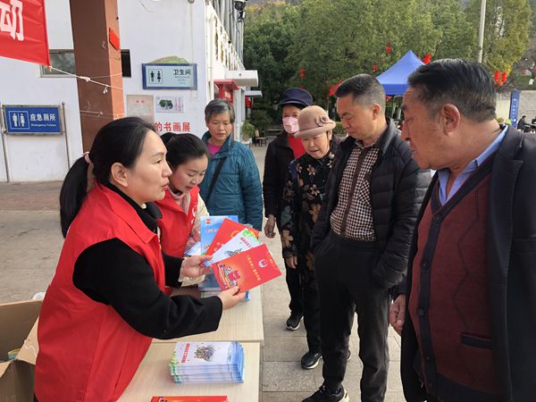 1708247978225503.jpg 宣传现场.jpg