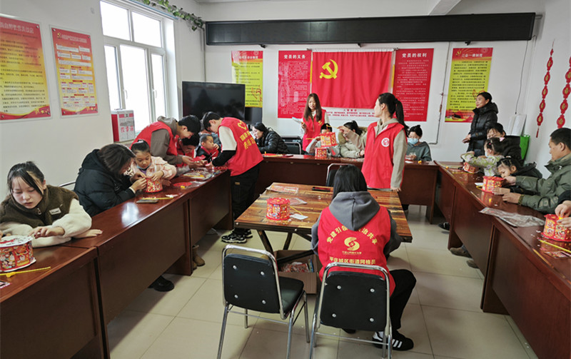 元宝山区旭日社区元宵节活动照片2_副本.jpg