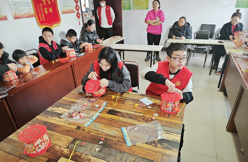 元宝山区旭日社区元宵节活动照片1_副本.jpg