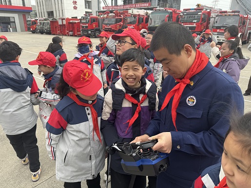 消防队2.jpg