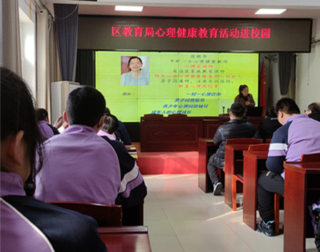 元宝山区平庄镇学雷锋活动照片1_副本_副本.jpg