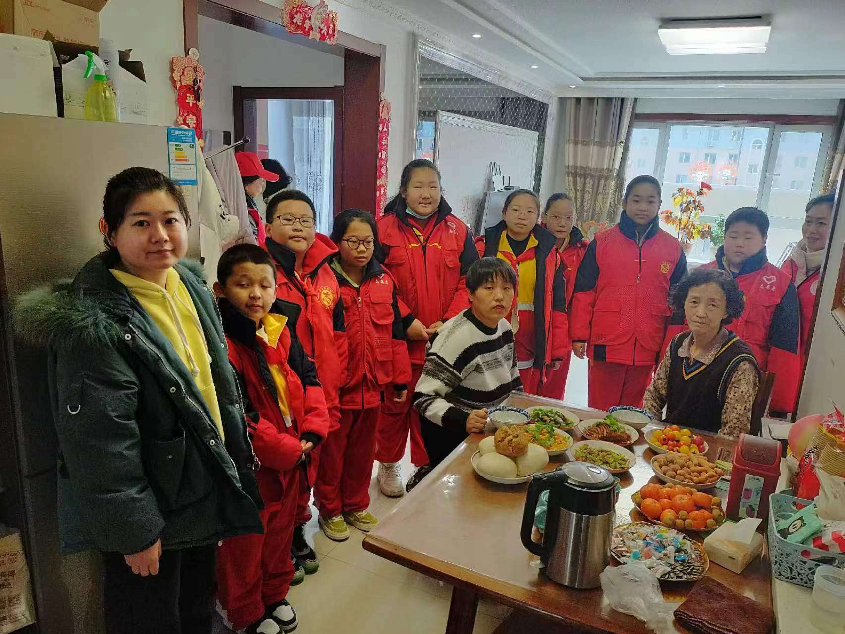 元宝山区实验小学、银河社区开展学雷锋活动照16pg.jpg