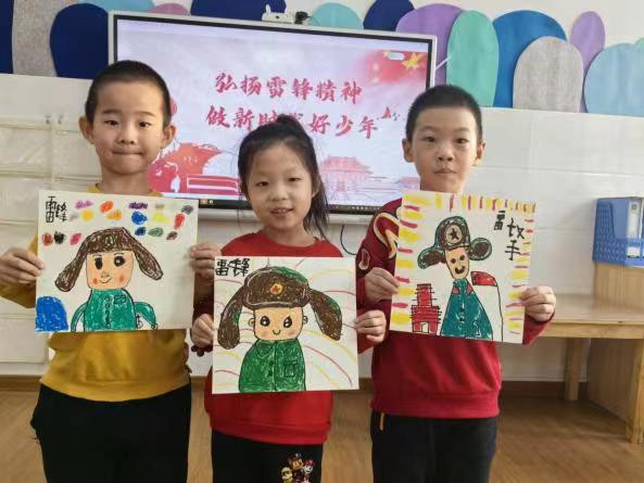 元宝山区三幼小雷锋活动照片10jpg_副本.jpg