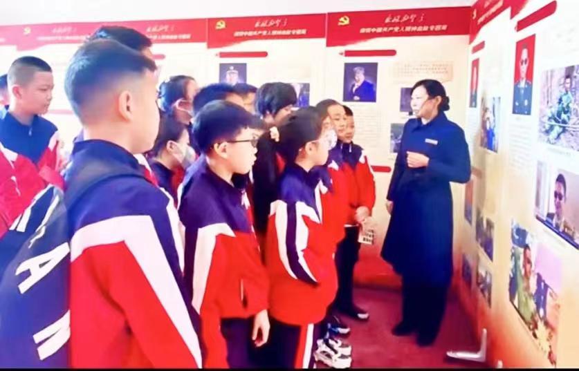 宝宇继红小学图片003jpg.jpg