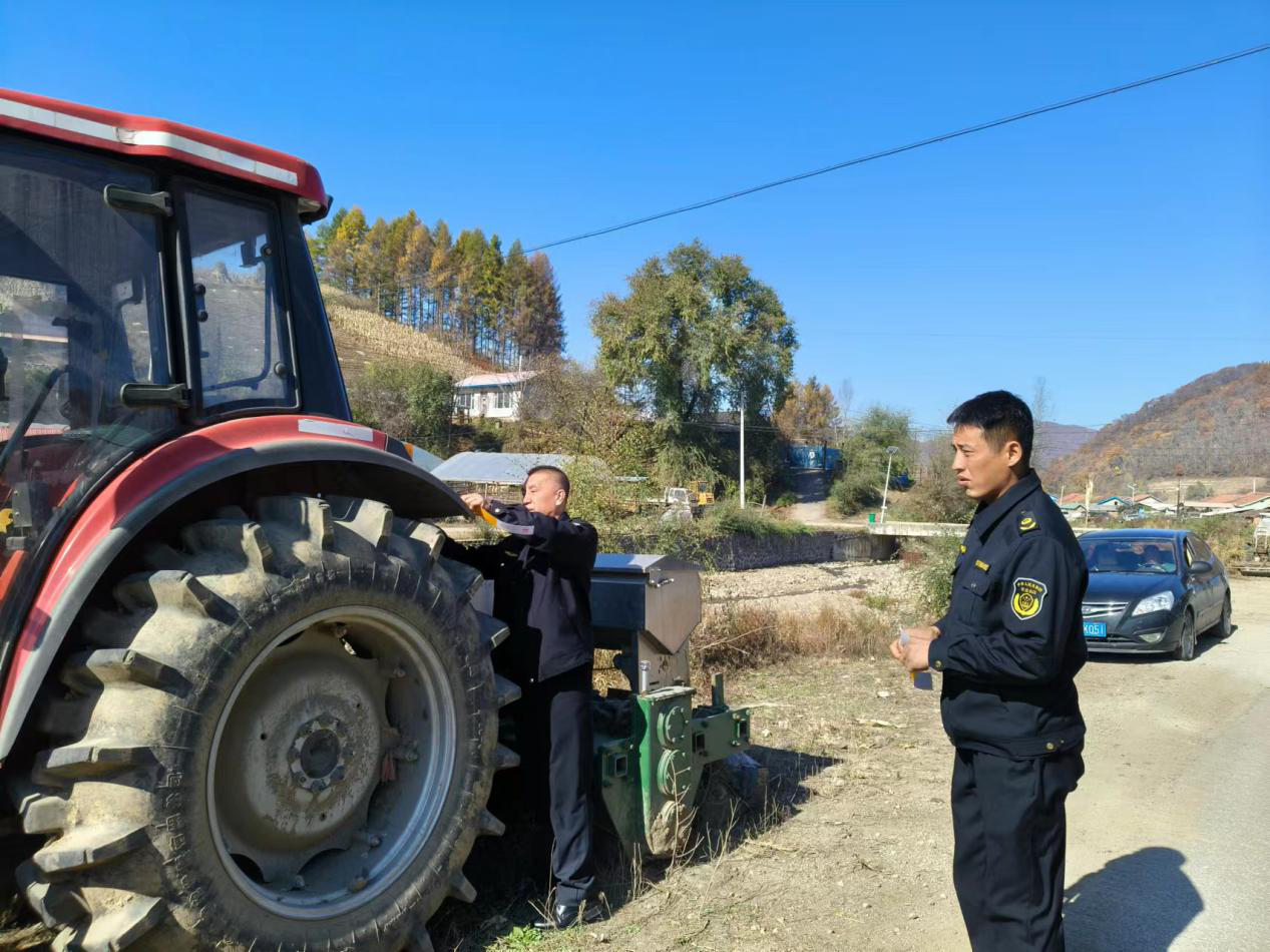 1728974068827757.png 图片2.png