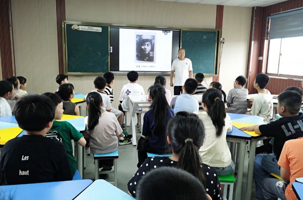 1730620732896101.jpg 初心不改 余热生辉 戴惠林6.jpg