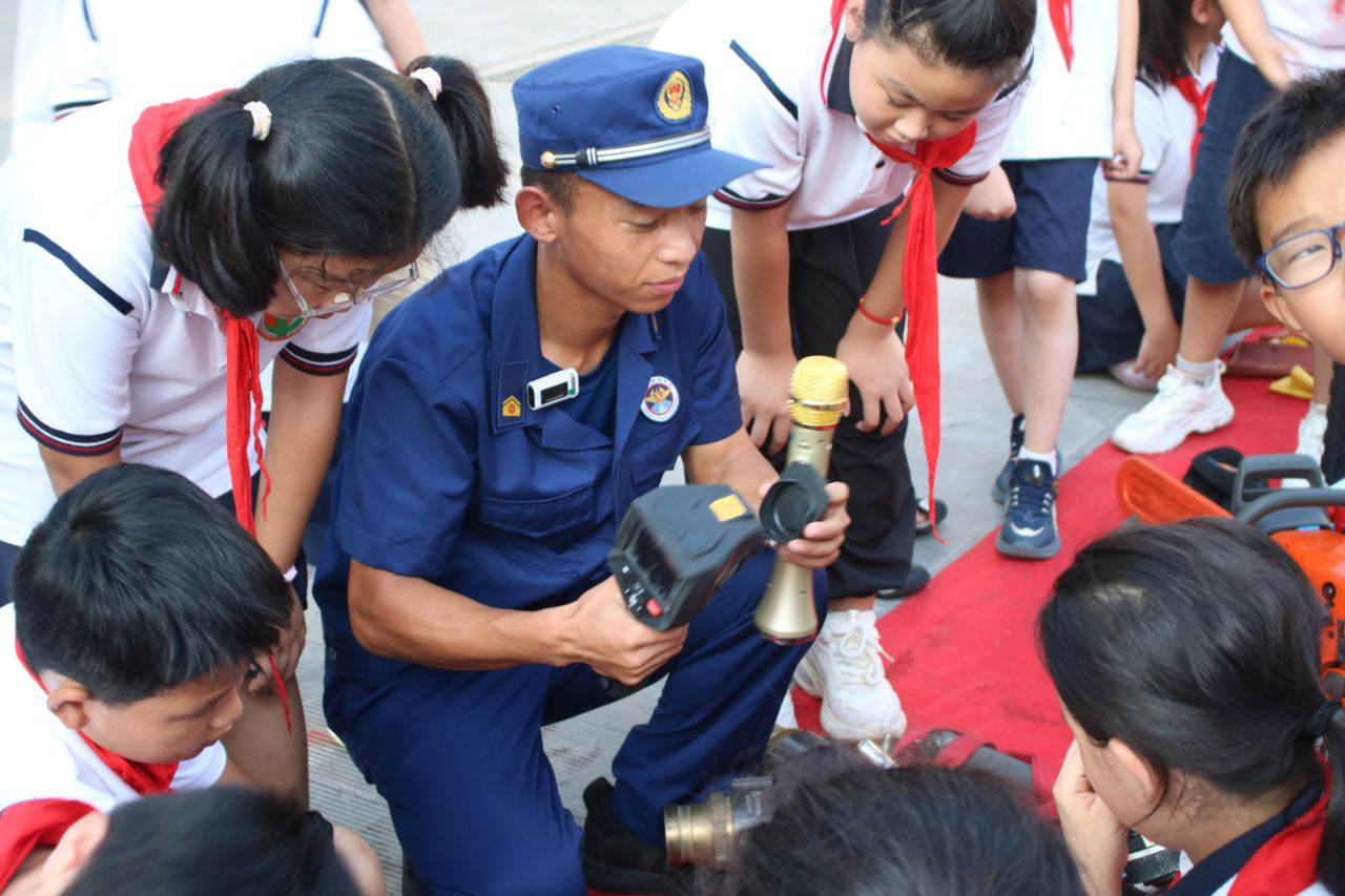 1732614416111289.jpg 907be070492a7cf34c7f805fc8daf318.jpg