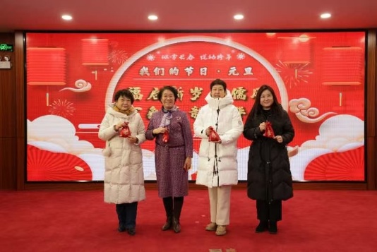 1735871802961832.jpg 5f98ac4a9e247413582a36f05238f20c.jpg