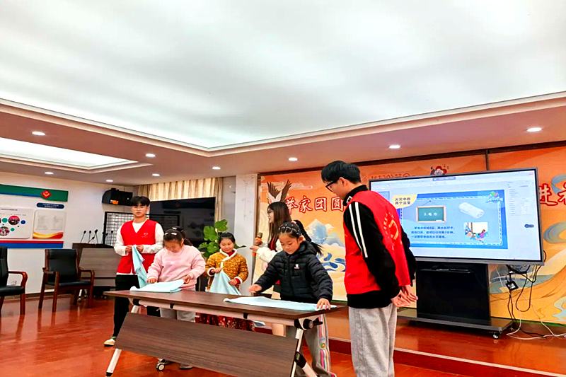 1737069840772054.png 江苏省南京市雨花台区景明佳园社区关工委开展“护航生命,‘救’在身边”冬季安全主题活动(2).png