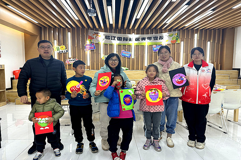 江苏省南京市江北新区临江社区关工委开展“diy汤圆黏土画”手工制作活动 (2).jpg
