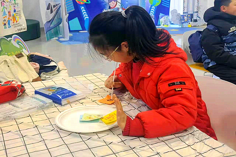 1737502772732525.jpg 江苏省南京市鼓楼区宝塔桥街道联合开展“蛇舞成长?智趣冬韵”缤纷蛇年主题活动(3).jpg