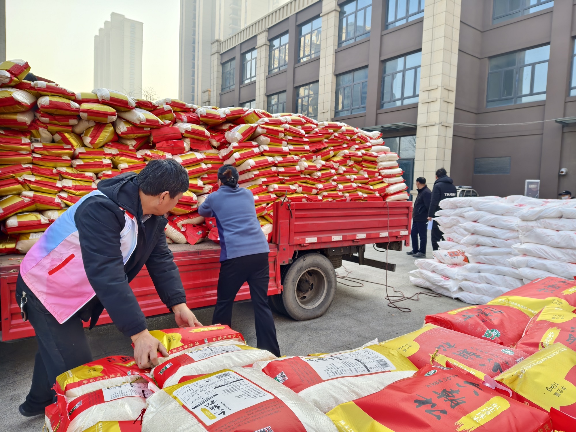 1737510877537342.jpg 43858220456185bcd76e1b0467d16cd.jpg