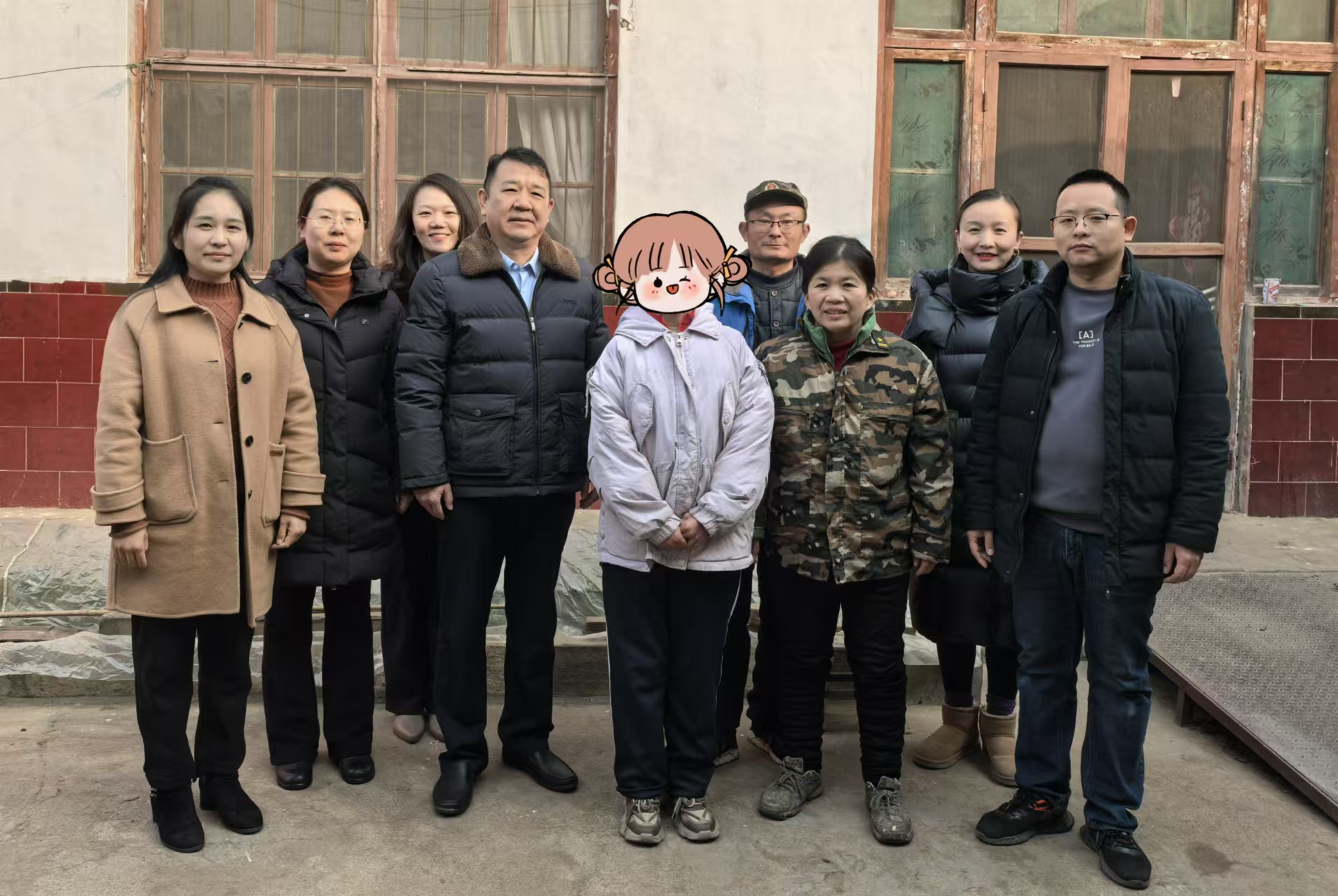 1737679650223668.jpg 合影.jpg