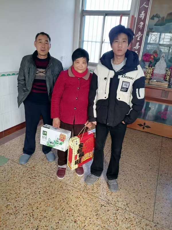 1737685688997647.jpg 0702412c8d335b3cd8a7f8377fdae4e.jpg