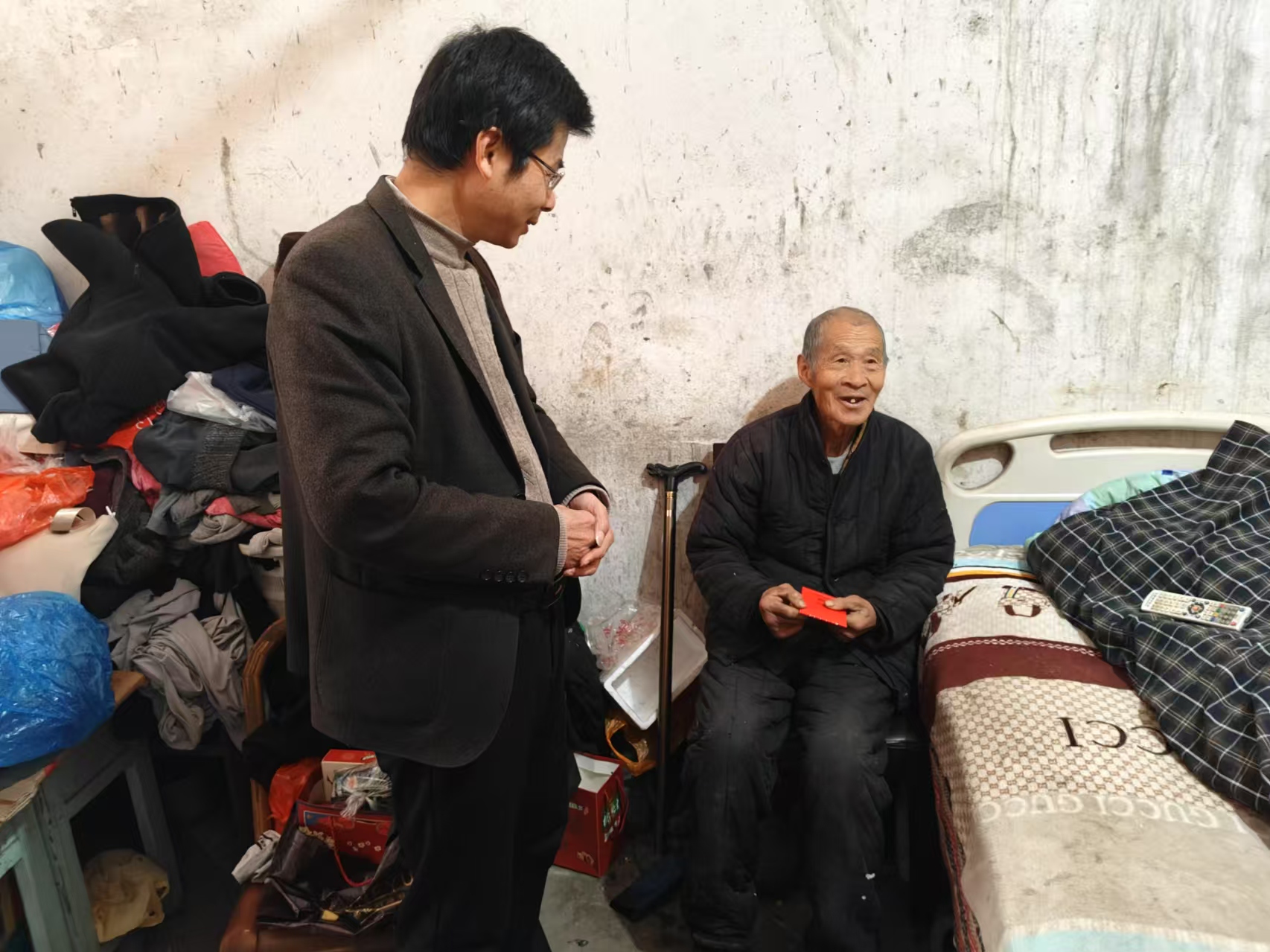 1737699426287033.jpg 大若岩.jpg