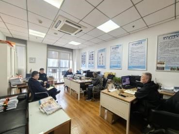 1737771978190161.jpg 建邺公安分局关工委召开2025年度工作谋划会照片.jpg