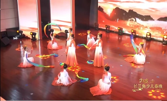 少儿春晚4--.jpg