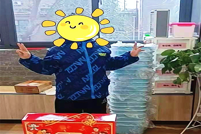 江苏省南京市玄武区新街口街道关工委开展新春“关爱困境儿童”慰问活动 (5).jpg