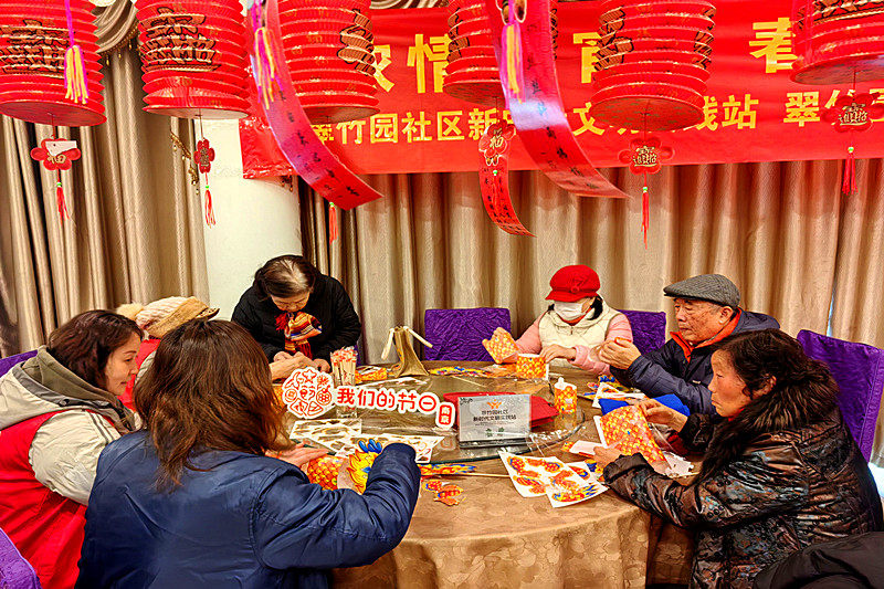 江苏省南京市雨花台区幸福竹园社区关工委联合开展“团圆喜乐启新程”元宵节主题活动(2).jpg