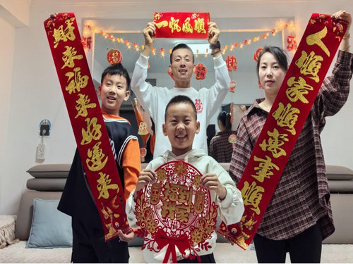 1739496995143741.jpg 桦林中心校网络中国节活动2_副本.jpg