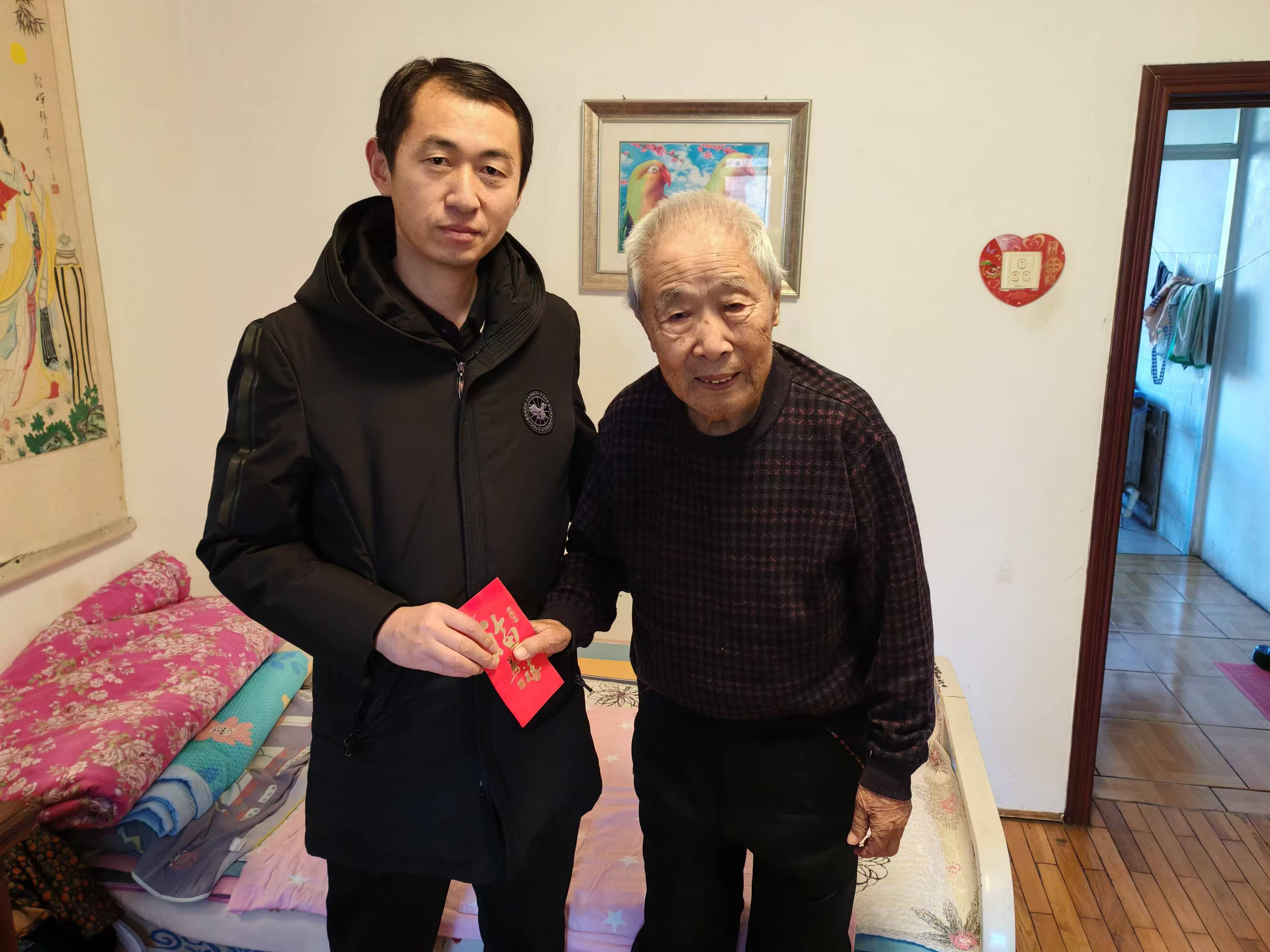 1739502667682472.jpg 组织部走访2.jpg