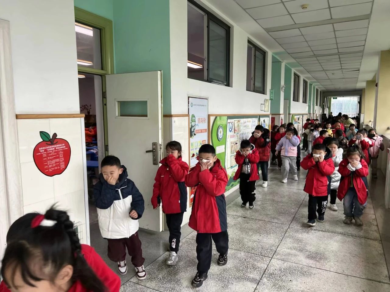 汇南应急疏散演练 20250220103715.jpg