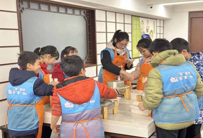 松陵街道三船港社区：“豆”趣横生—— 一场互动体验+科普知识之旅2.png