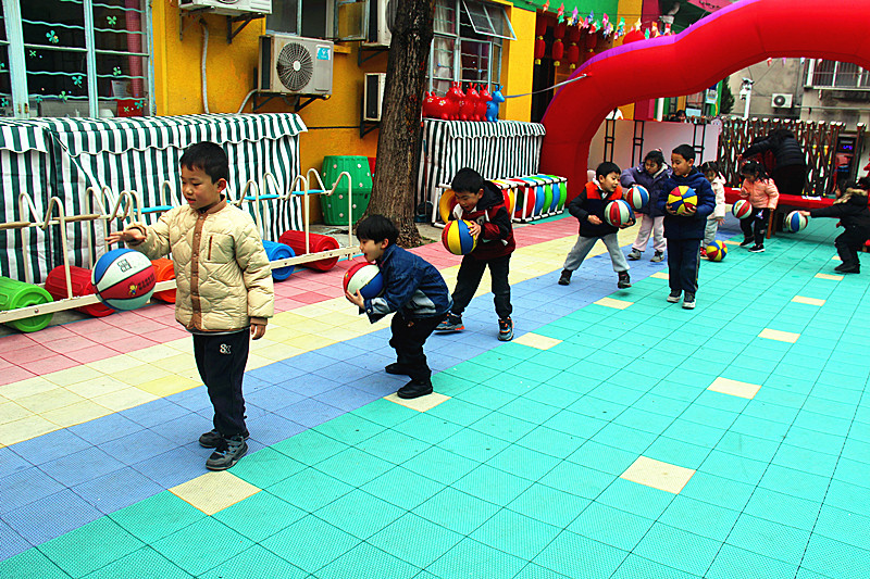 江苏省南京市玄武区玄武湖街道关工委联合组织开展青少年篮球培训，助力篮球梦启航 (5).jpg