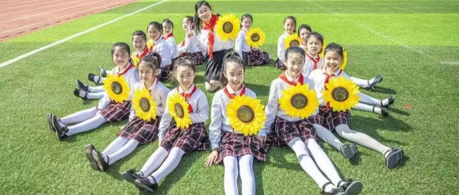 1740890915486632.jpg 04.jpg