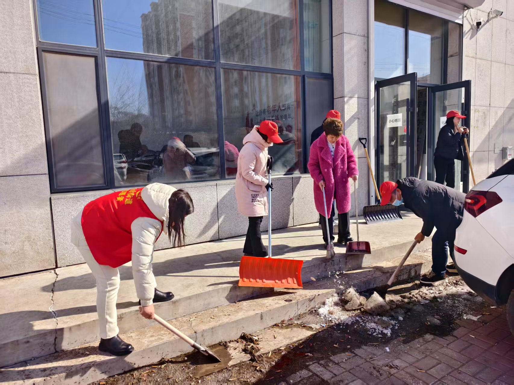 1741051433754165.jpg 856ec278447f74198481f32744530d7.jpg