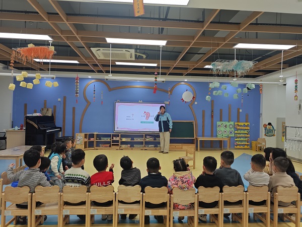 1741070447644260.jpg 爱耳日活动图片 (2).jpg