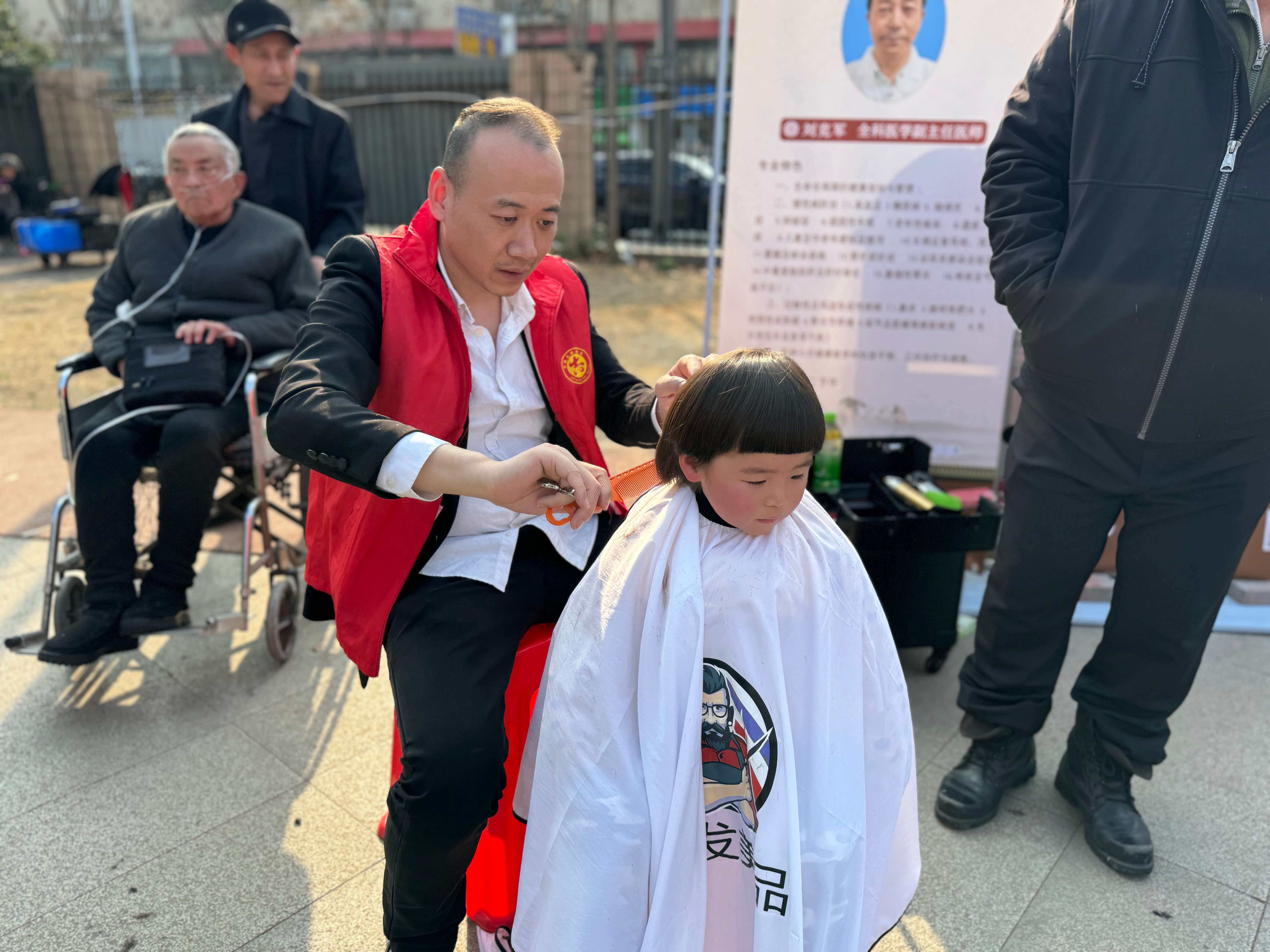 1741133972869979.jpg 6A1907B0AD7EB953E1CF258EE5CE3711.jpg