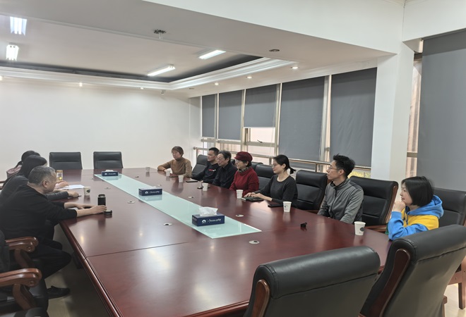 【同里镇】 朝阳与晚霞同辉工作室召开工作座谈会3.jpg