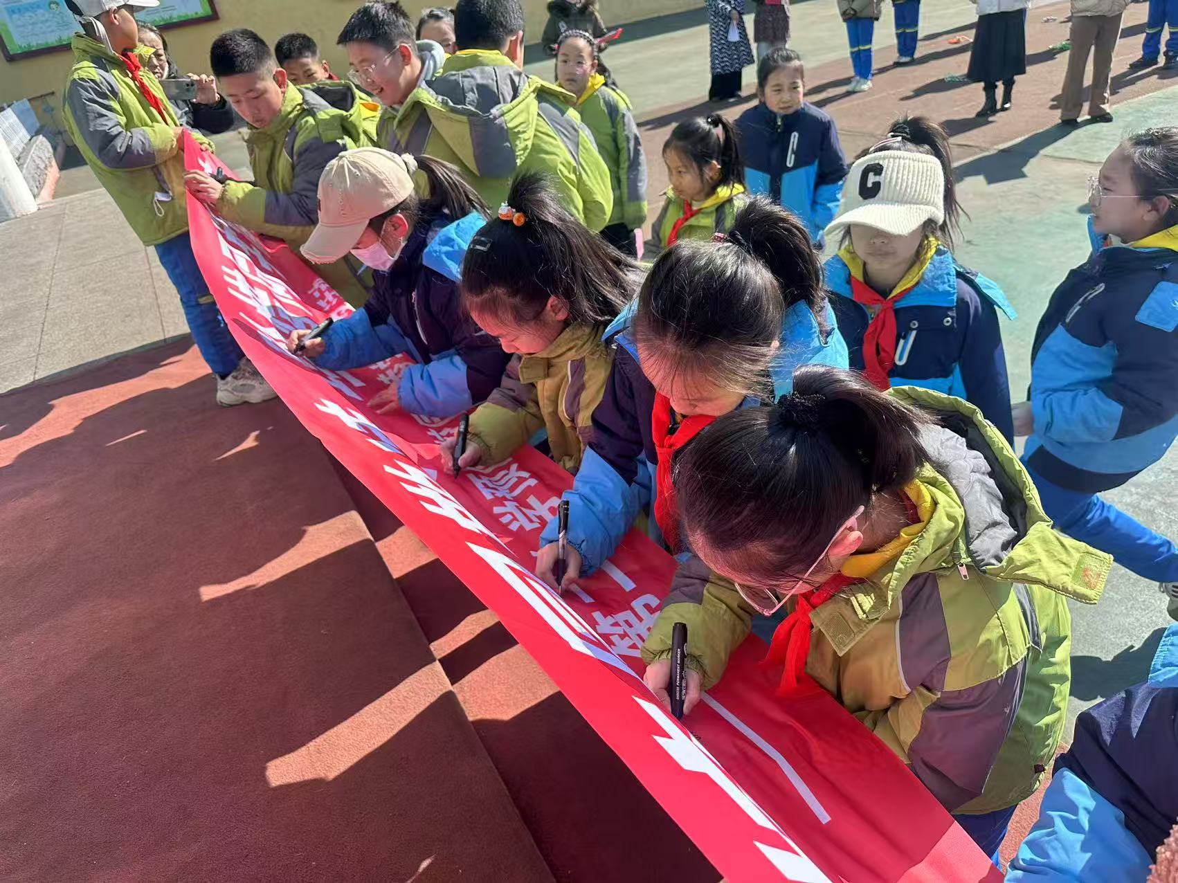 1741387154941035.jpg 二小3.jpg