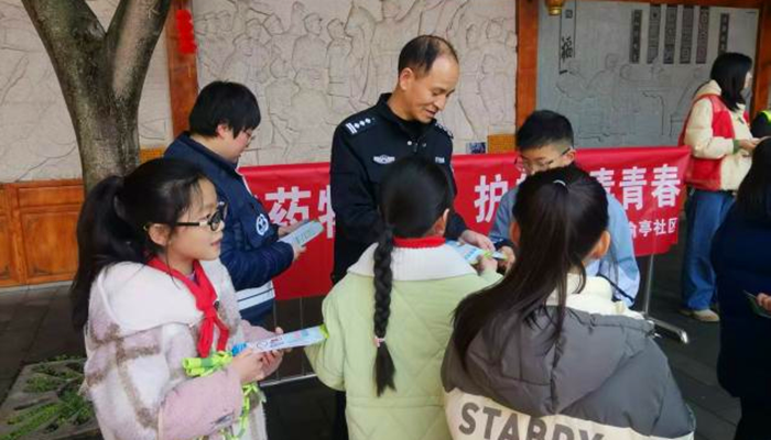 1741399963297767.png 2025030310315915715.png