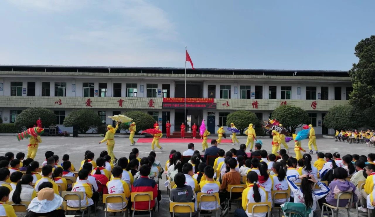 1741750677477416.jpg 4.jpg