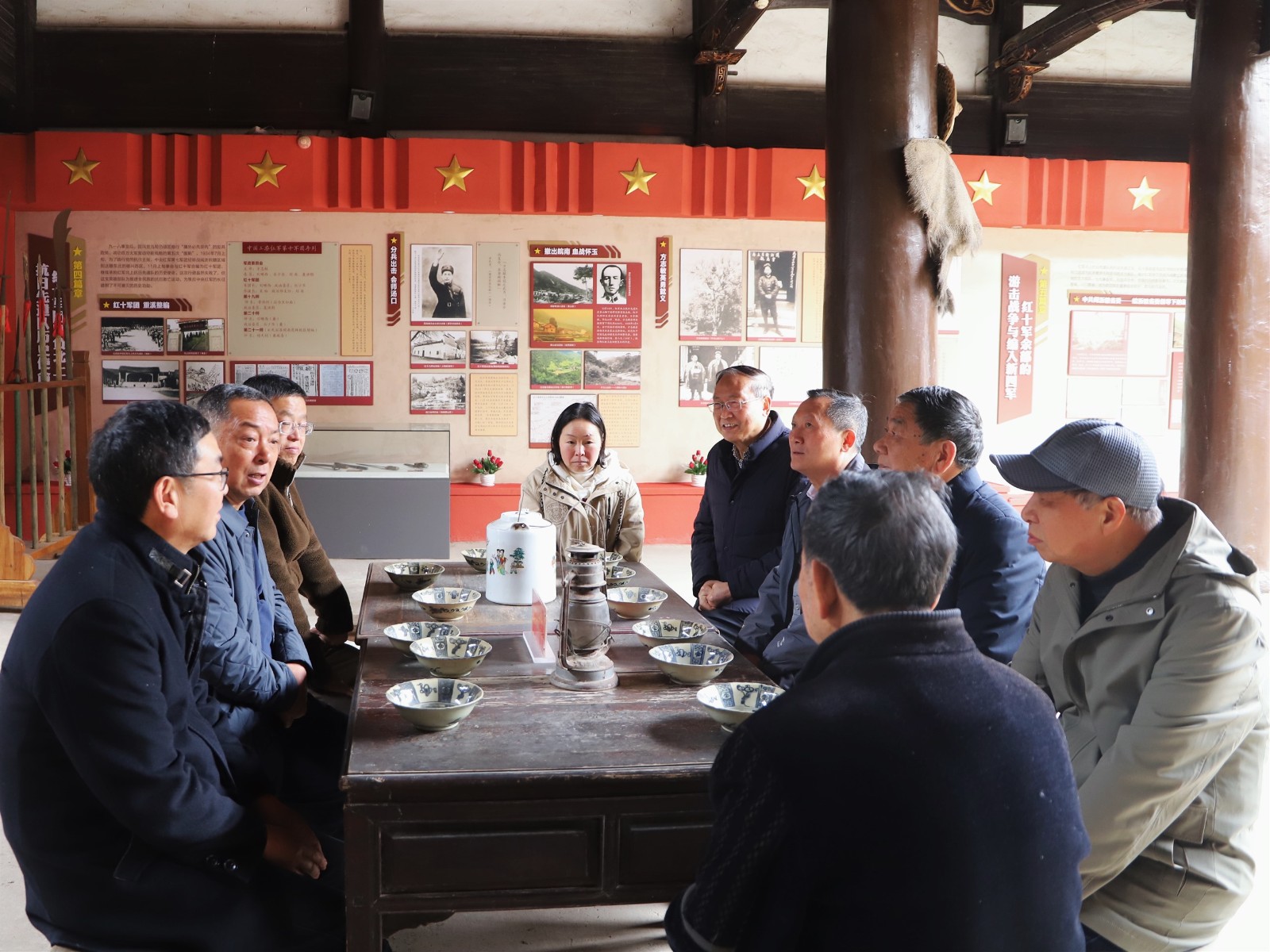 1744097000485653.jpg 94c319d9bedf148ab19ce1291beffe6_Jc.jpg