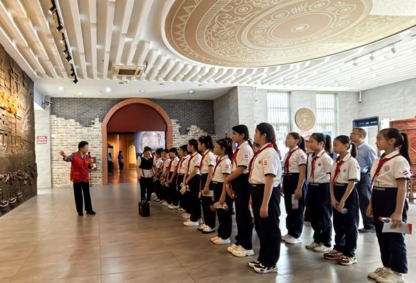 1744529463361561.jpg 微信图片_20250412162132_副本.jpg