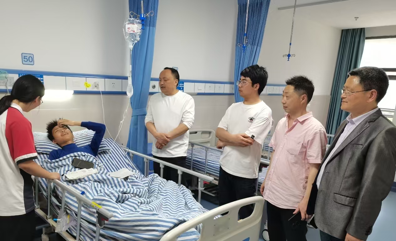 1745387662561866.jpg 1.jpg