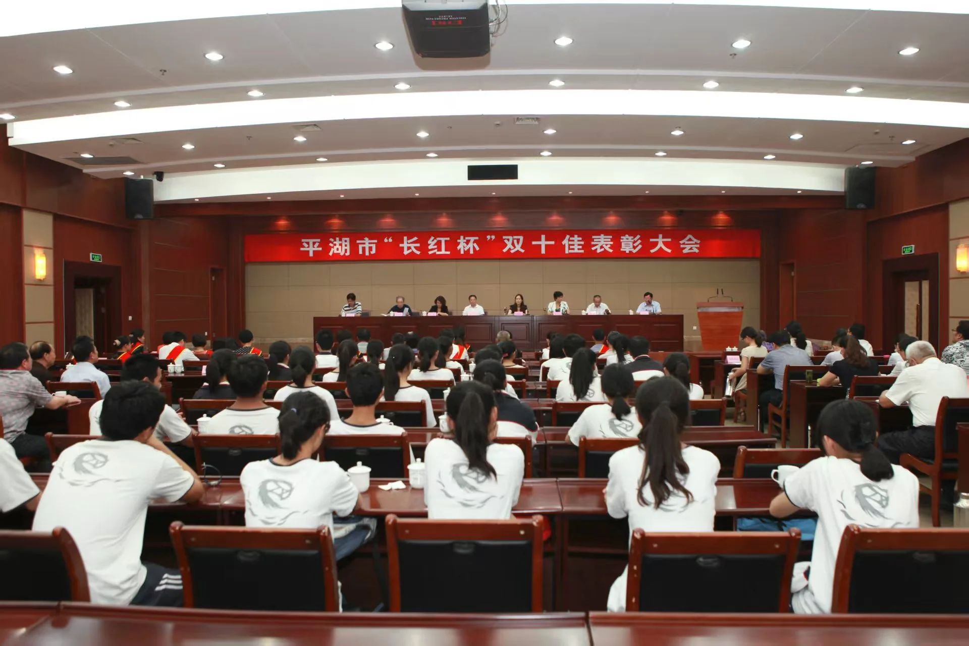 1745911184928897.jpg 933038b6b20aee2b81ea7ba36d42d2b9.jpg