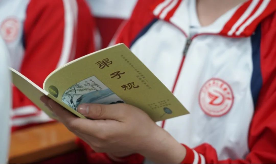 1747382442625098.jpg 85628b0ad831ecaf96fbbf6425a83905.jpg