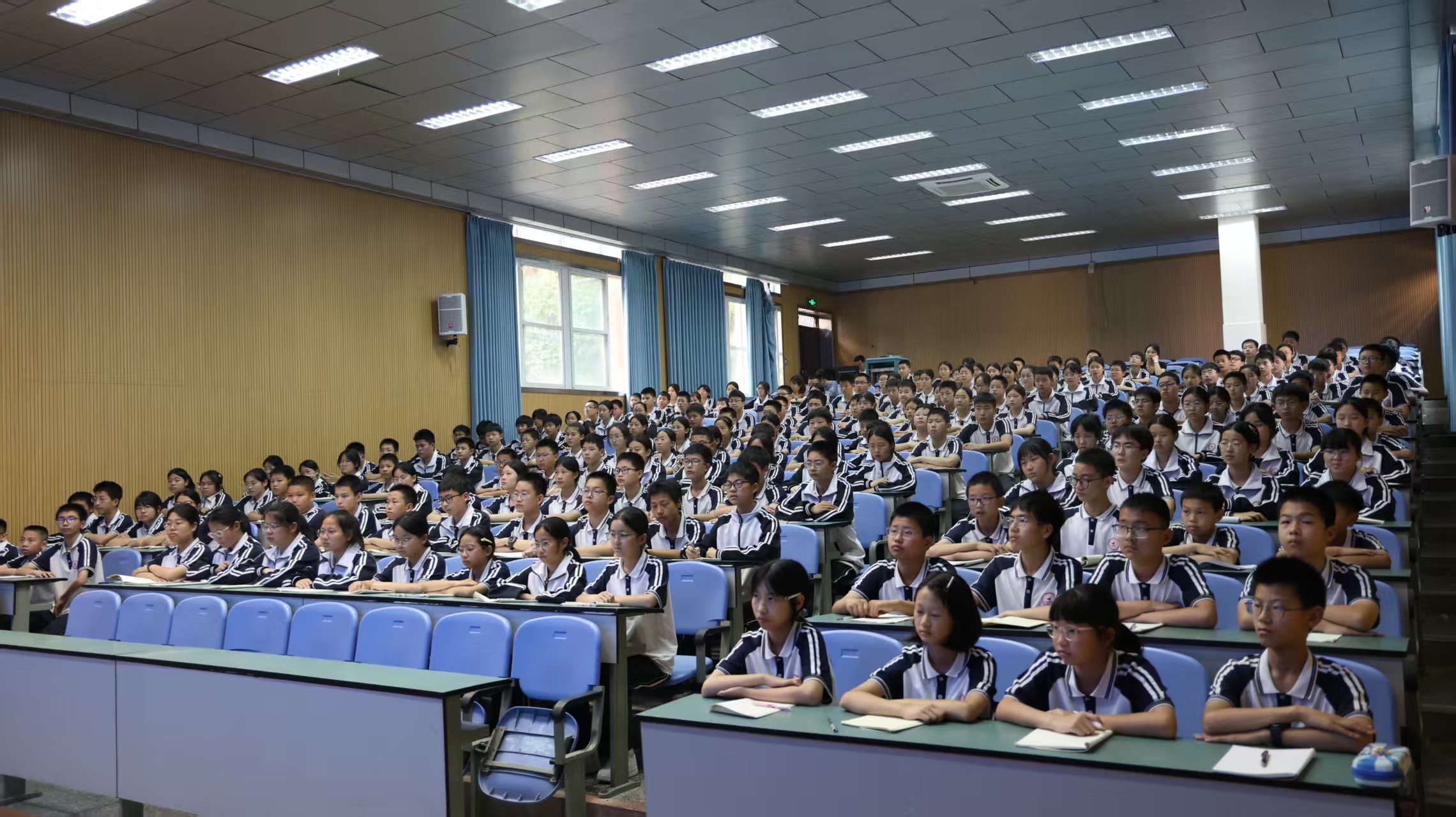 1747896888952744.jpg 实2.jpg