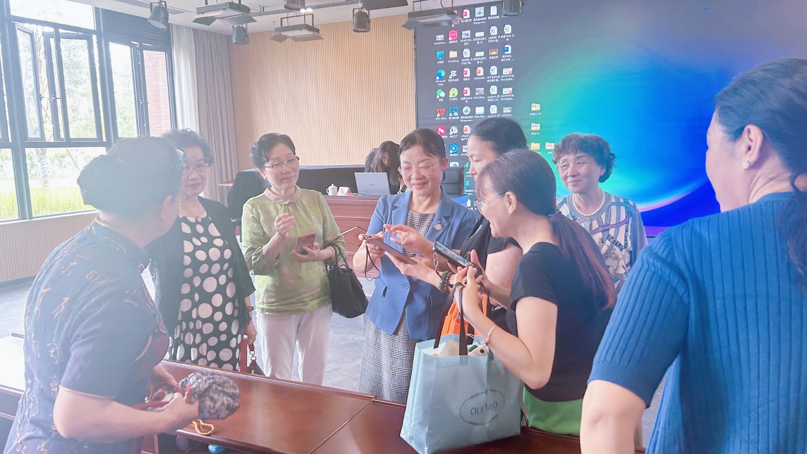 1748227195852805.jpg 1748227195852805.jpg