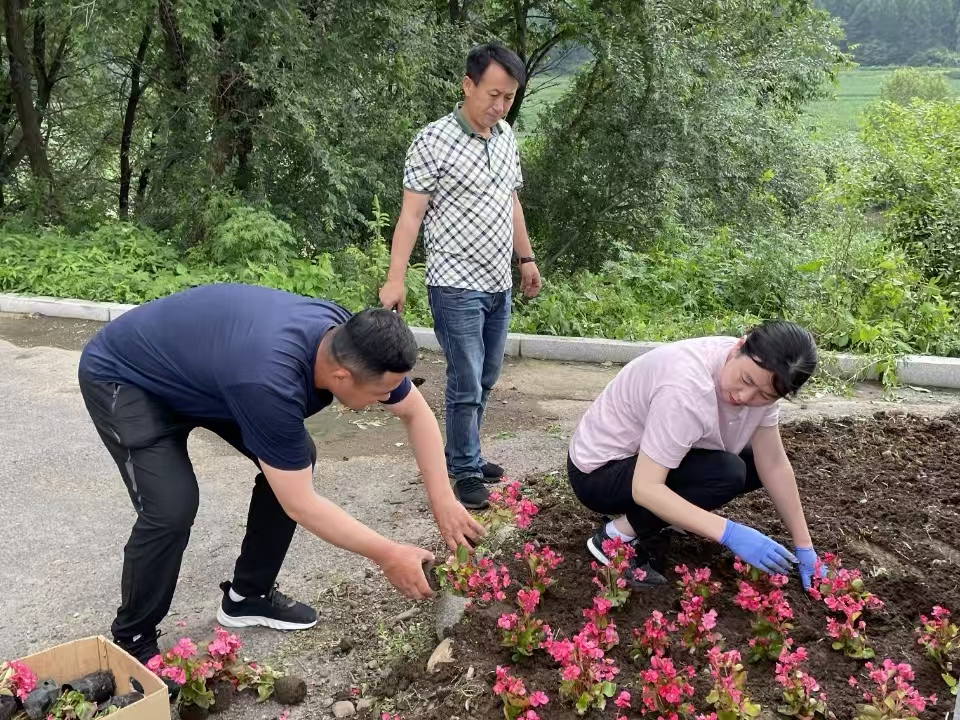 1748309694186704.jpg 1748309694186704.jpg