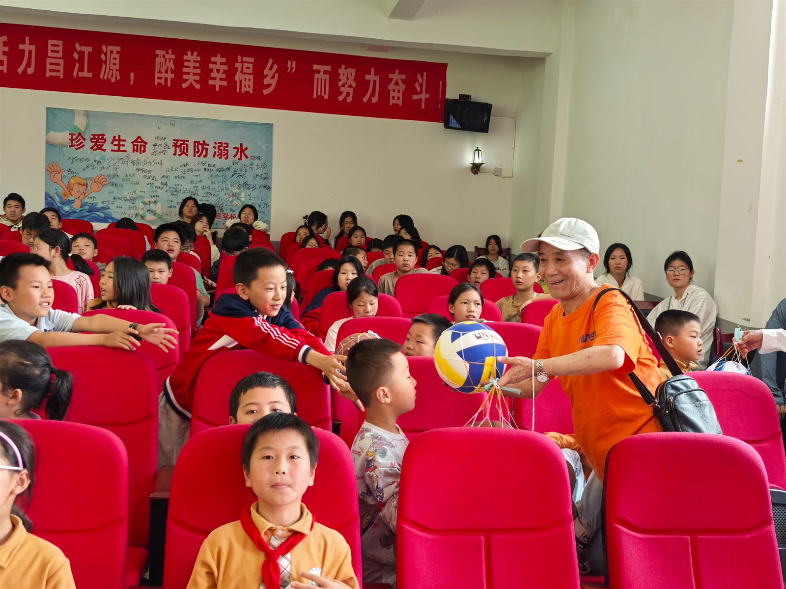 1748486742699318.jpg 39cf45a782a6a0be74dad11a1bcec2d_Jc.jpg